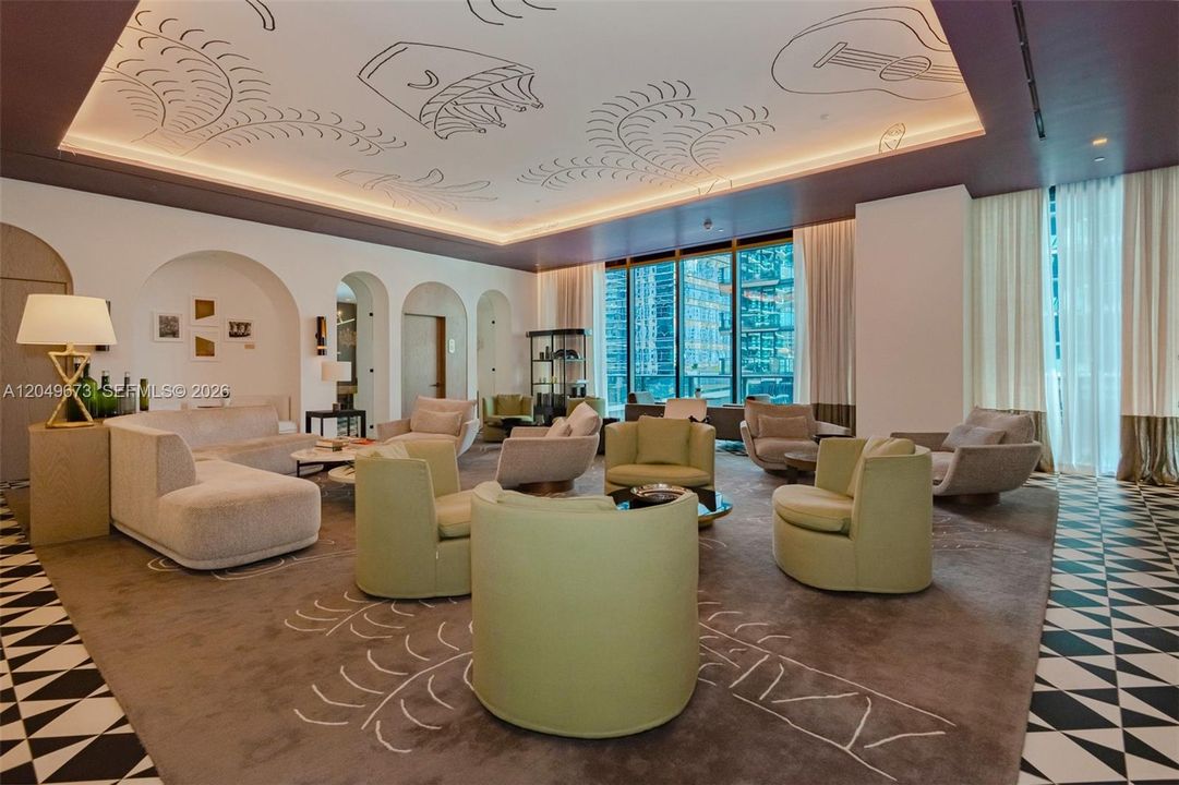 Residen't Lounge-9th Floor