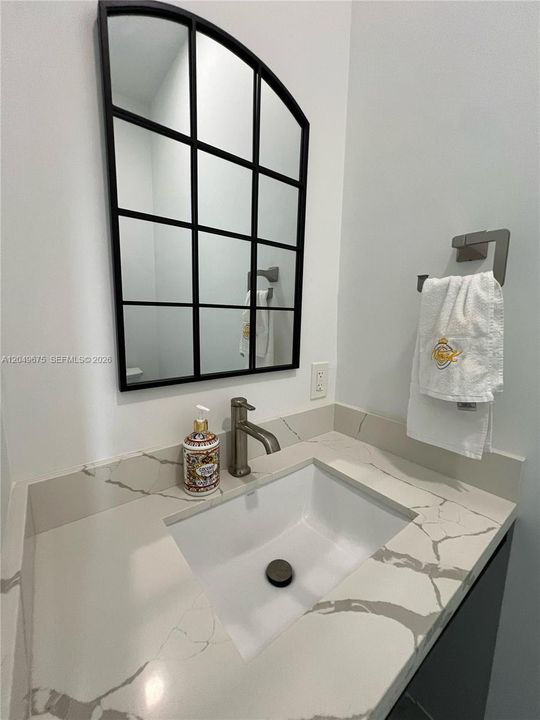 For Rent: $4,490 (3 beds, 2 baths, 2250 Square Feet)