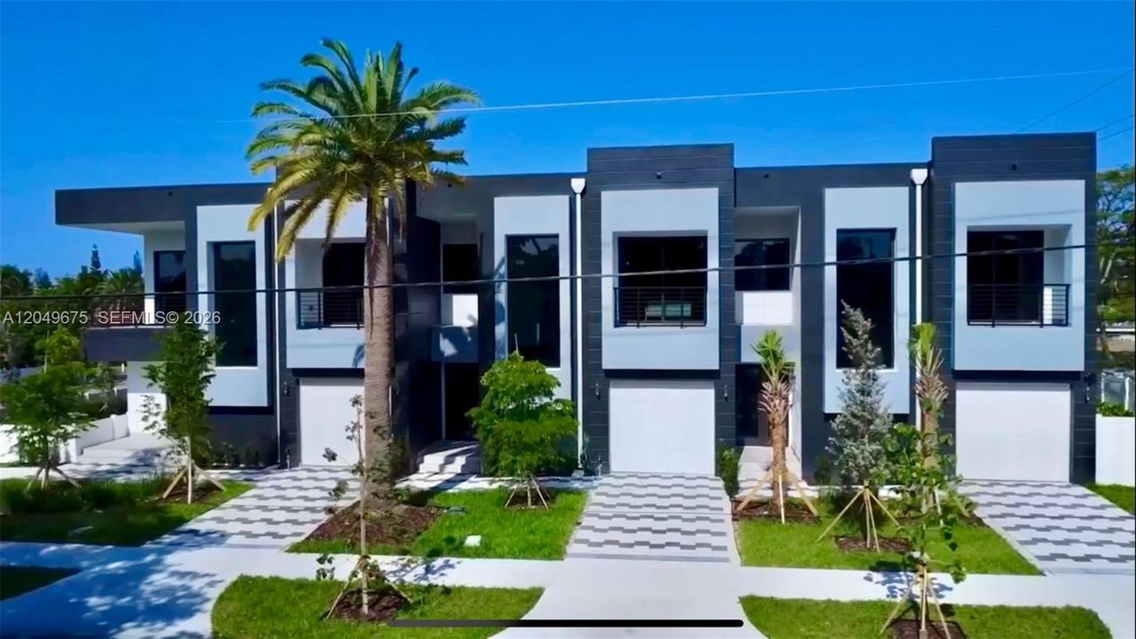 For Rent: $4,490 (3 beds, 2 baths, 2250 Square Feet)