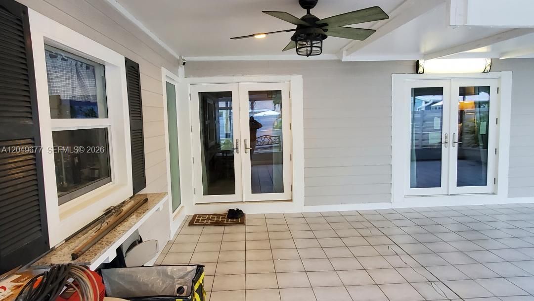 For Sale: $570,000 (2 beds, 2 baths, 1249 Square Feet)
