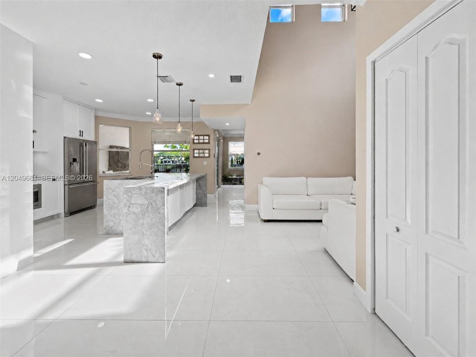 For Sale: $850,000 (4 beds, 3 baths, 2847 Square Feet)