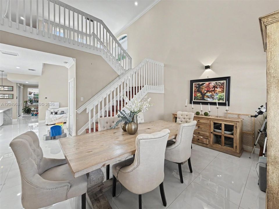 For Sale: $850,000 (4 beds, 3 baths, 2847 Square Feet)