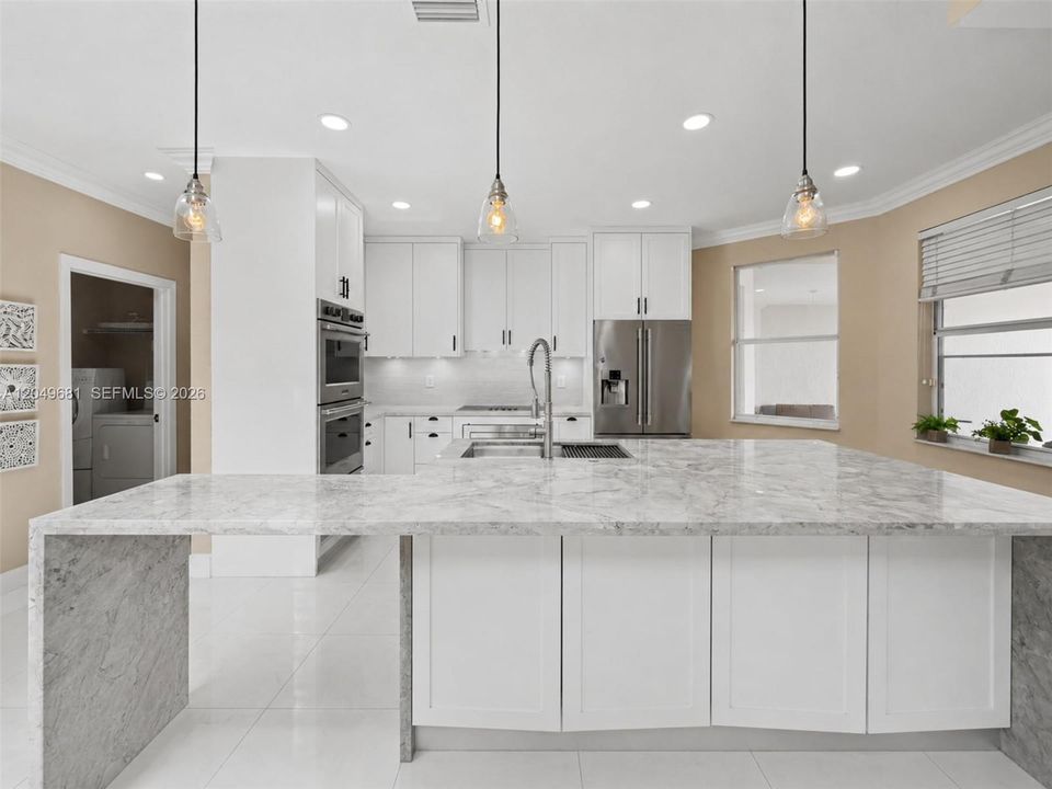 For Sale: $850,000 (4 beds, 3 baths, 2847 Square Feet)