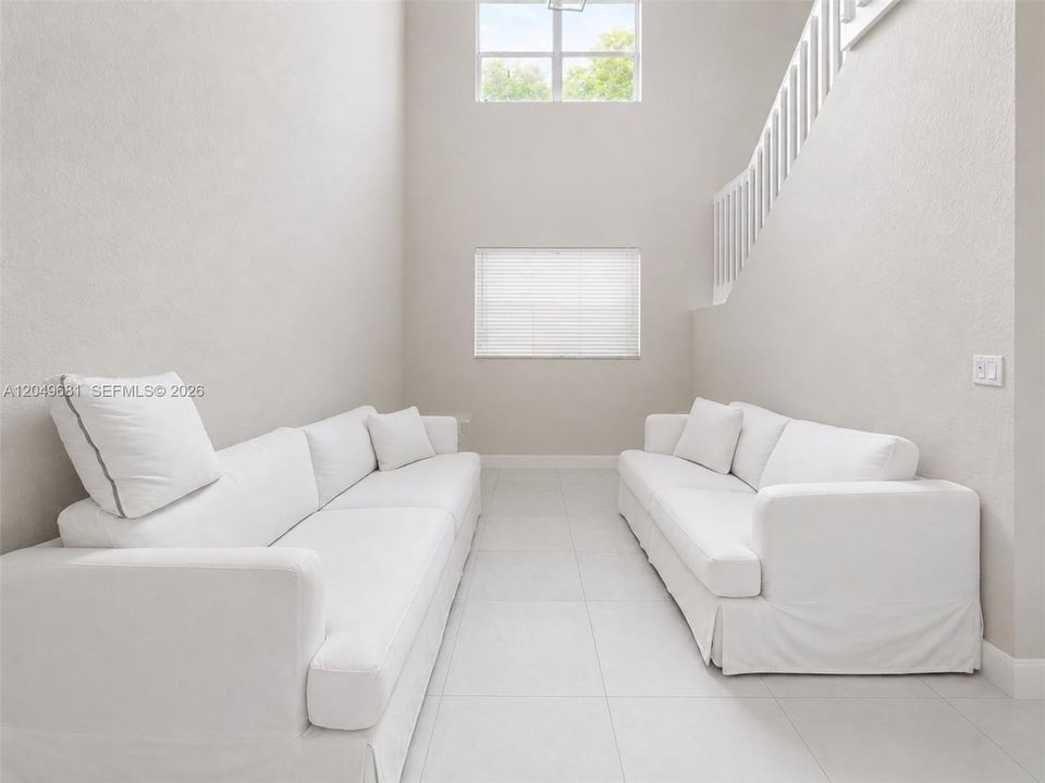 For Sale: $850,000 (4 beds, 3 baths, 2847 Square Feet)