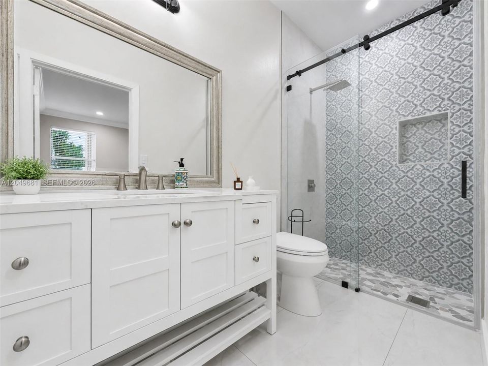 For Sale: $850,000 (4 beds, 3 baths, 2847 Square Feet)