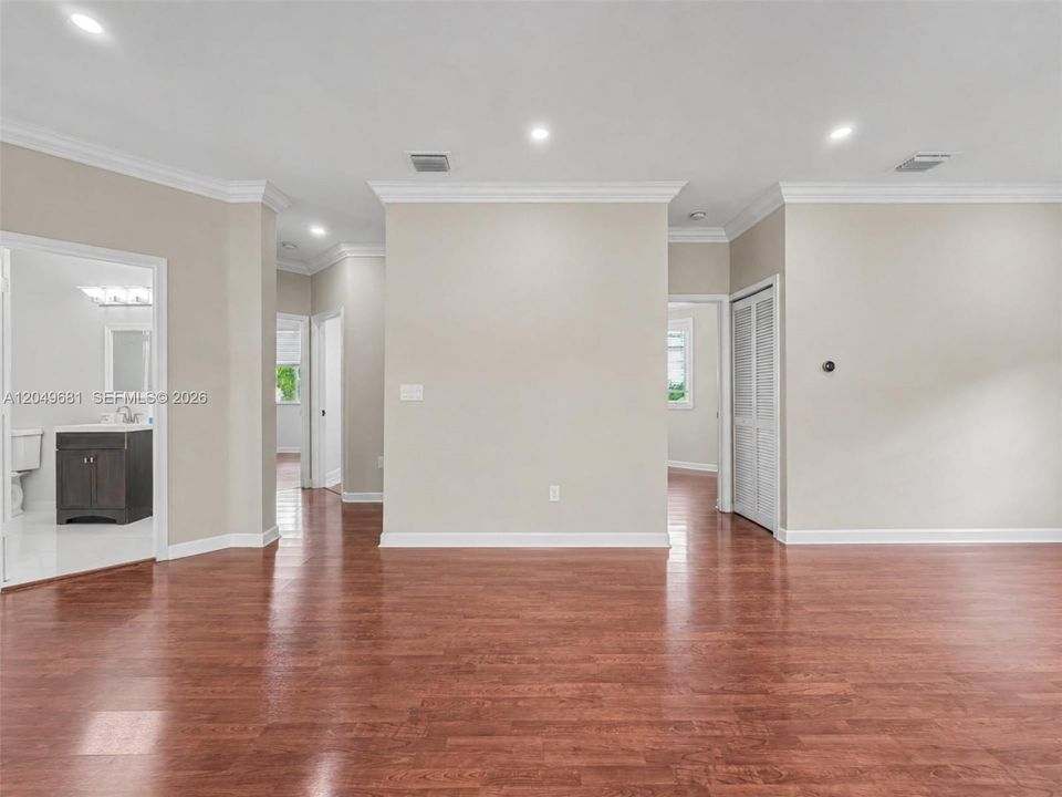 For Sale: $850,000 (4 beds, 3 baths, 2847 Square Feet)