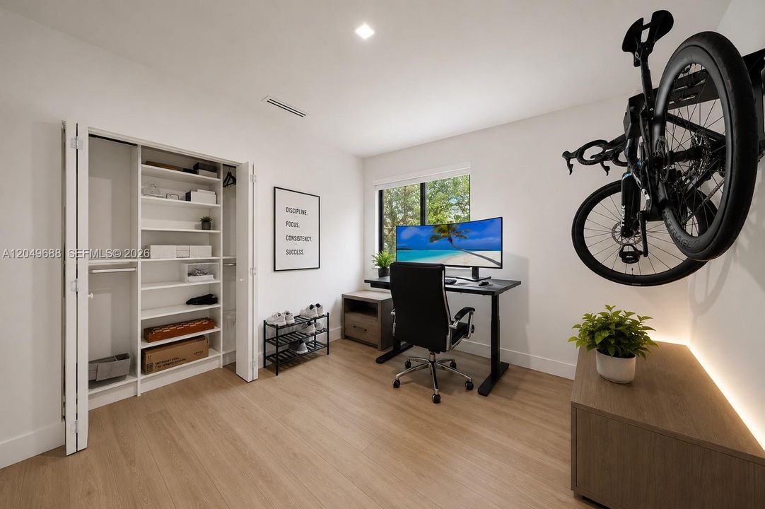 For Rent: $6,900 (3 beds, 2 baths, 1828 Square Feet)