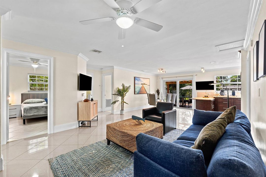 007-1638Northeast3rdAvenue-DelrayBeach-F