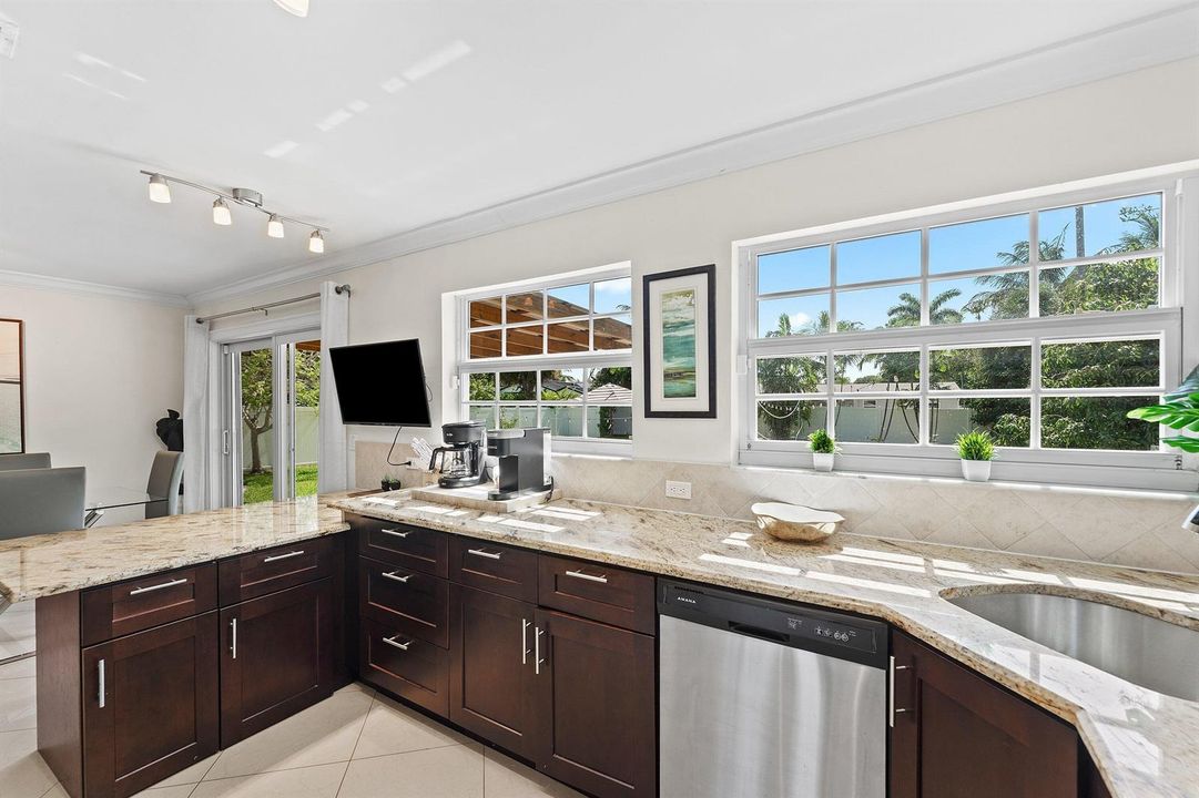 015-1638Northeast3rdAvenue-DelrayBeach-F