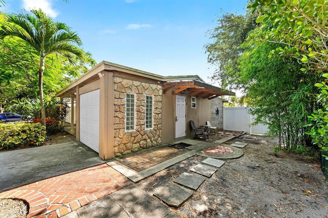004-1638Northeast3rdAvenue-DelrayBeach-F