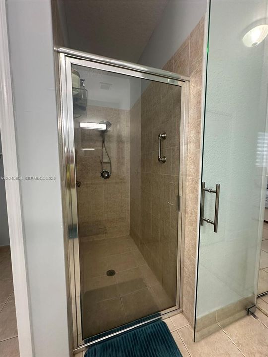 For Rent: $3,600 (3 beds, 2 baths, 1618 Square Feet)
