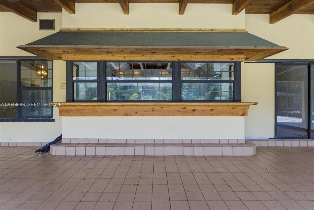 На продажу: $2,050,000 (3 спален, 2 ванн, 3320 Квадратных фут)