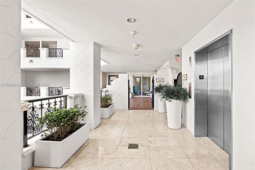 For Rent: $18,000 (2 beds, 2 baths, 1950 Square Feet)