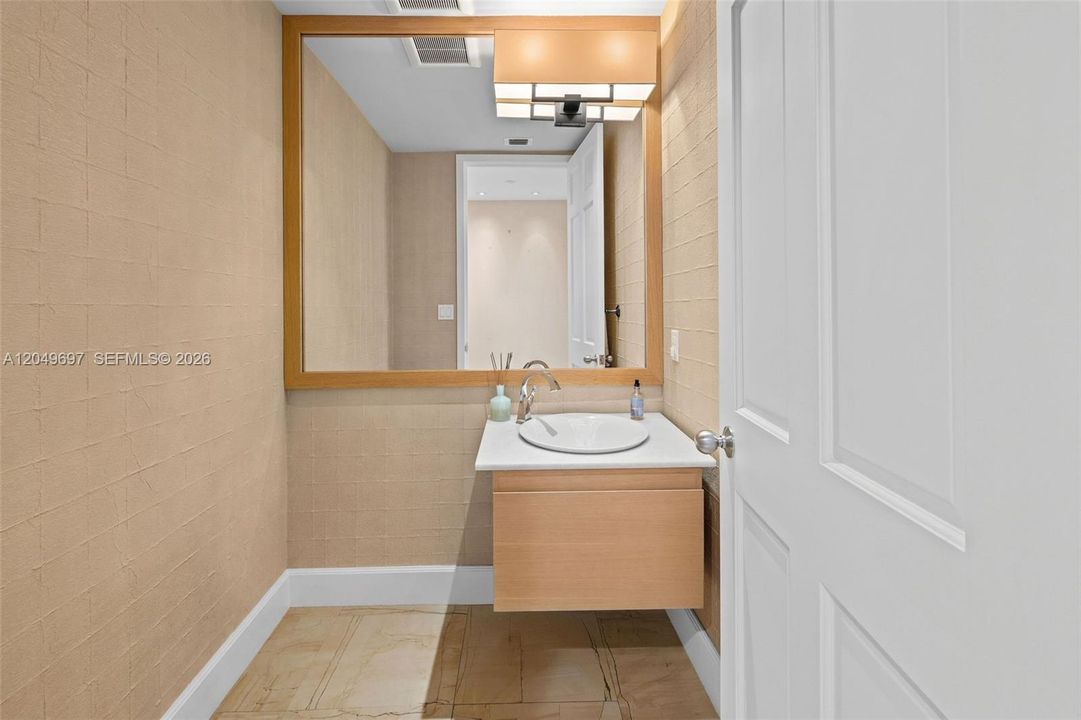 Powder room