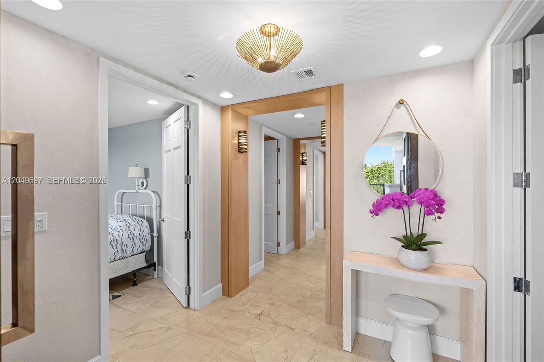 For Rent: $18,000 (2 beds, 2 baths, 1950 Square Feet)