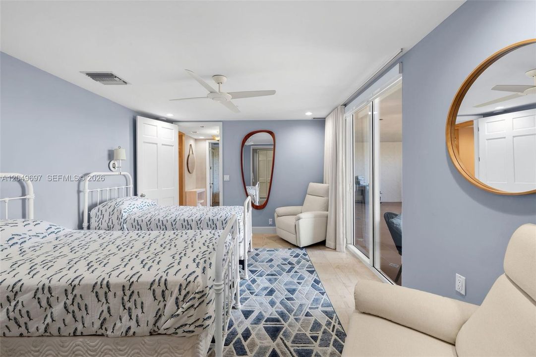 For Rent: $18,000 (2 beds, 2 baths, 1950 Square Feet)