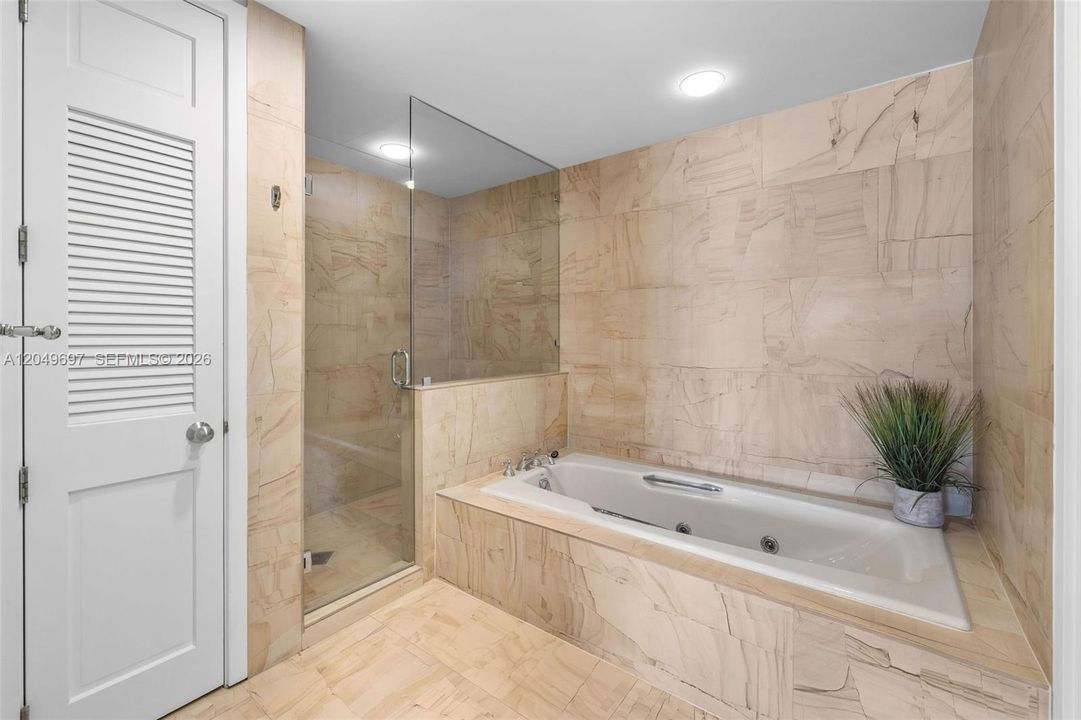 For Rent: $18,000 (2 beds, 2 baths, 1950 Square Feet)