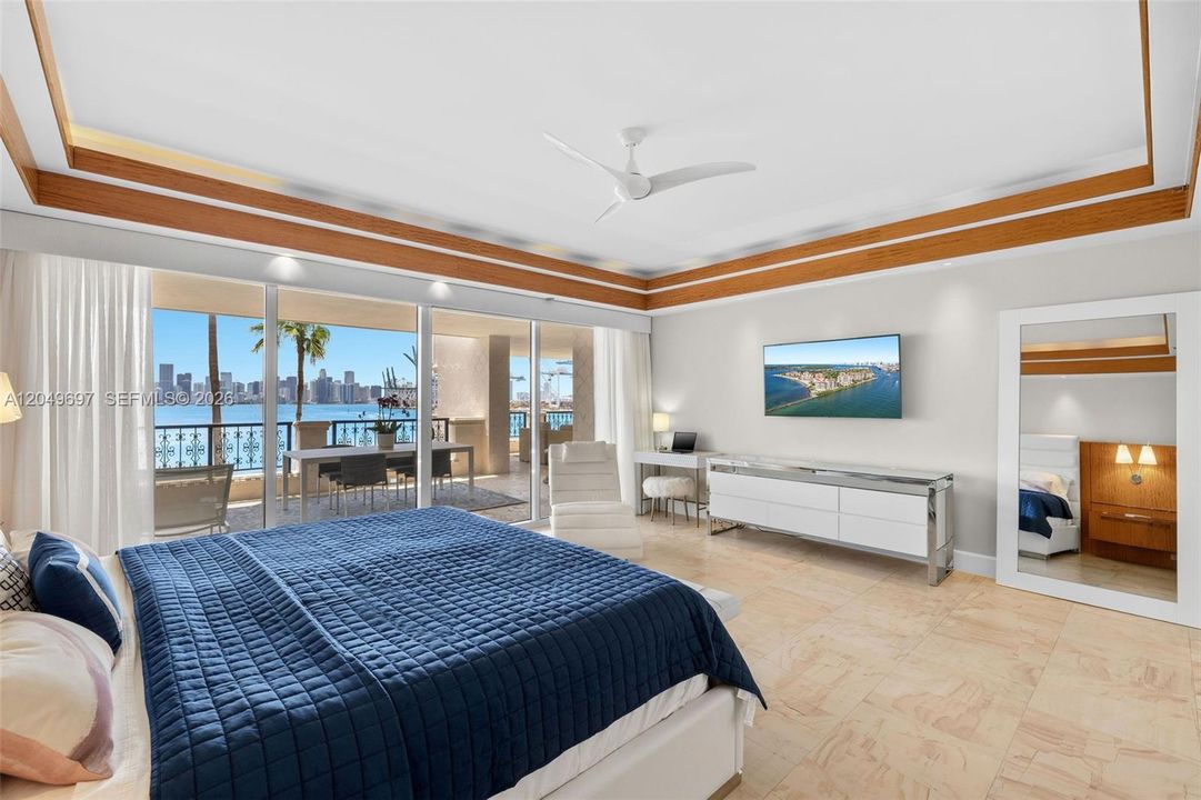 For Rent: $18,000 (2 beds, 2 baths, 1950 Square Feet)
