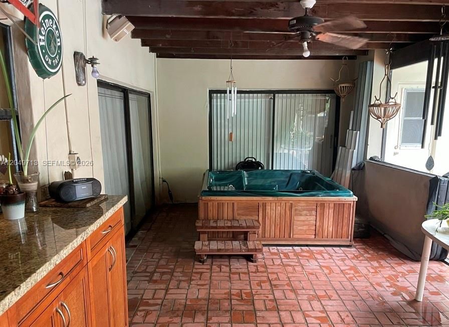 SCREENED PORCH