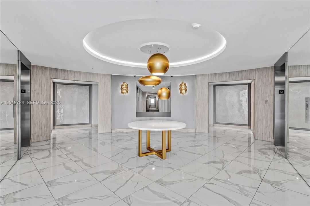 For Rent: $5,600 (2 beds, 2 baths, 1056 Square Feet)