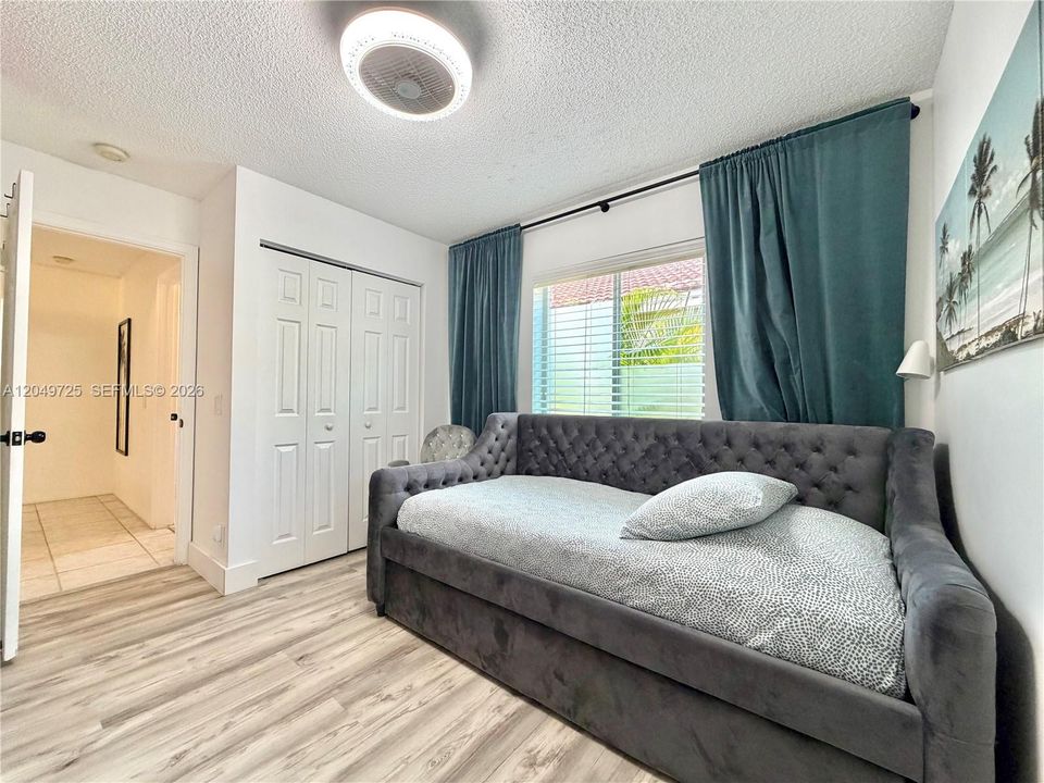 For Sale: $720,000 (3 beds, 2 baths, 1533 Square Feet)