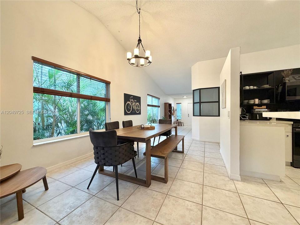 For Sale: $720,000 (3 beds, 2 baths, 1533 Square Feet)
