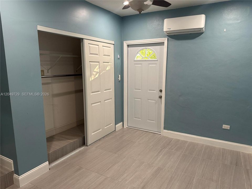 For Rent: $1,500 (1 beds, 1 baths, 500 Square Feet)