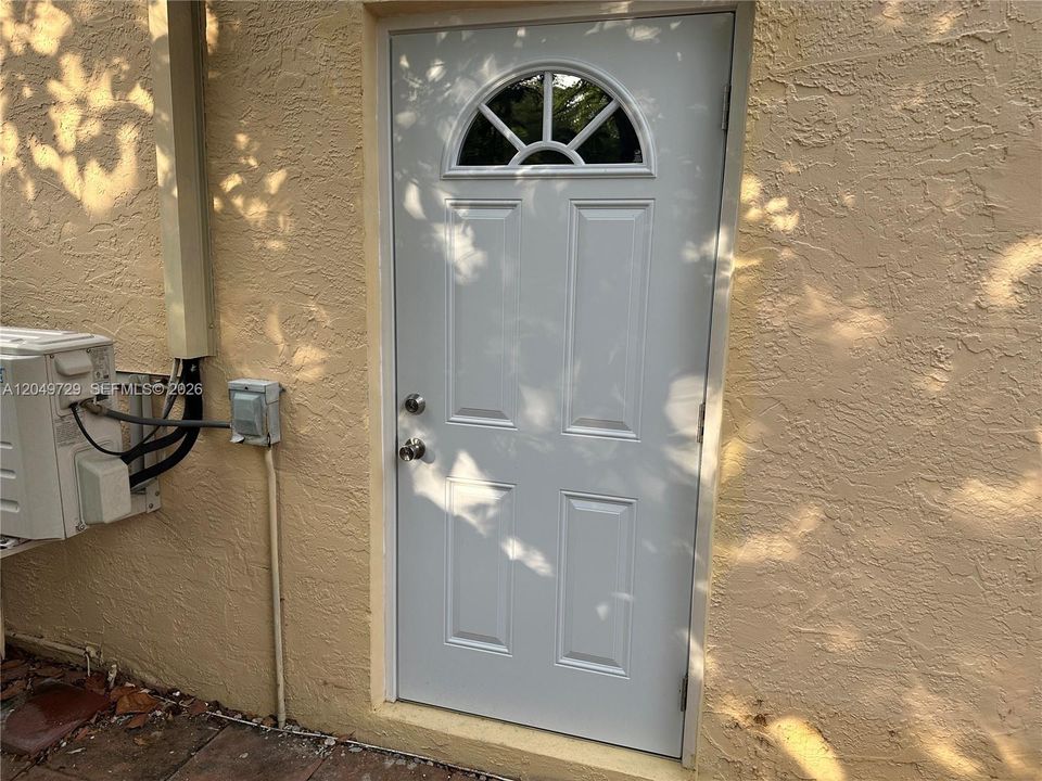 For Rent: $1,500 (1 beds, 1 baths, 500 Square Feet)