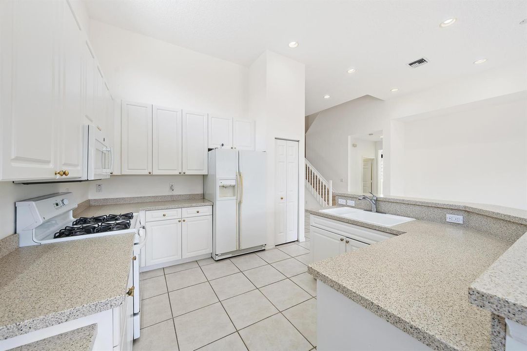 10910 Grande Blvd.