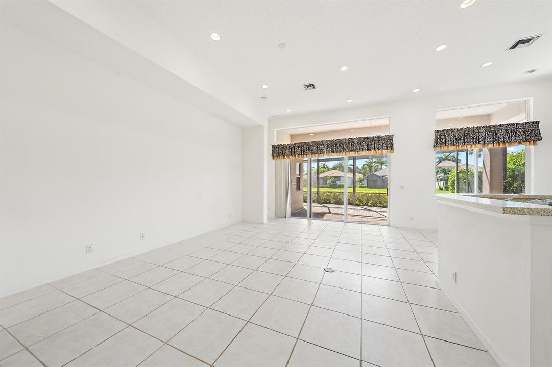10910 Grande Blvd.