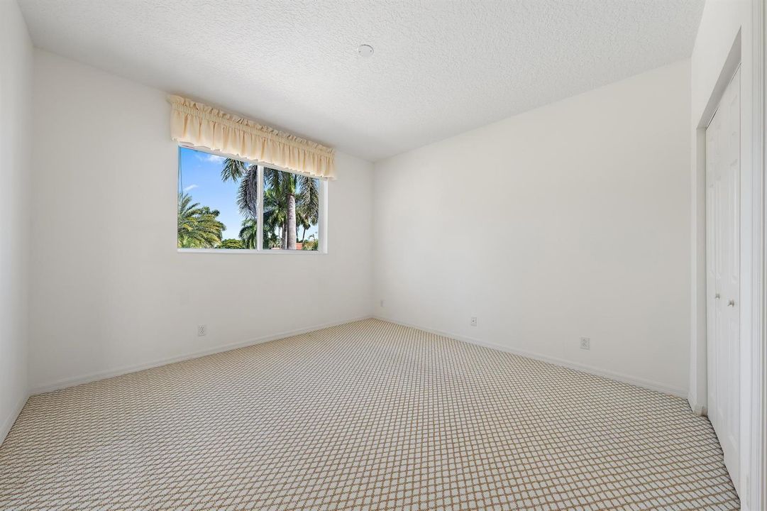 10910 Grande Blvd.