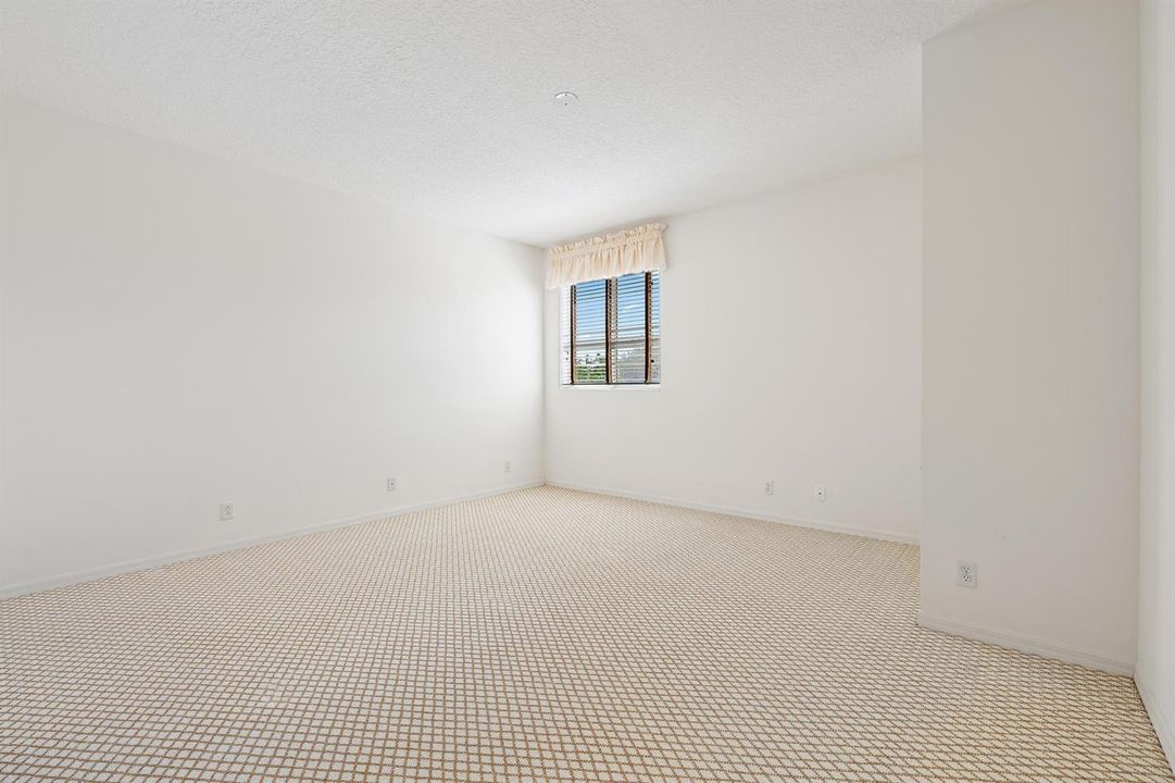 10910 Grande Blvd.