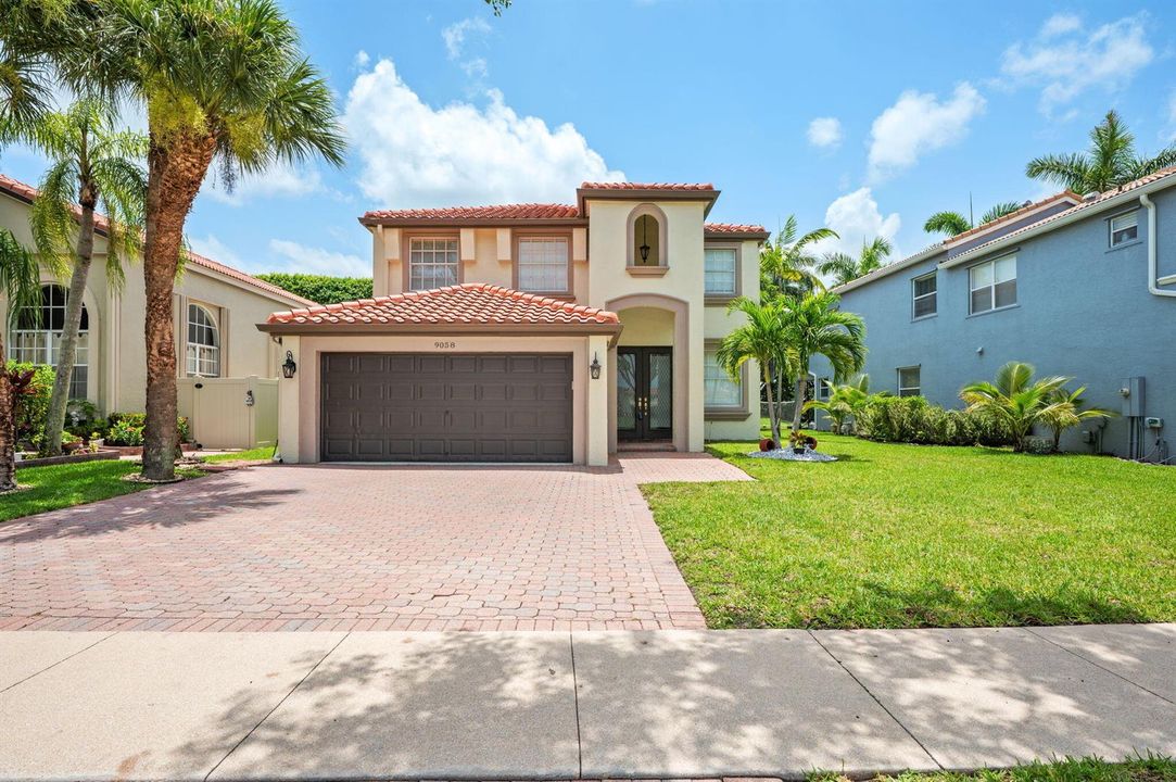 5-web-or-mls-9058-alexandra-cir