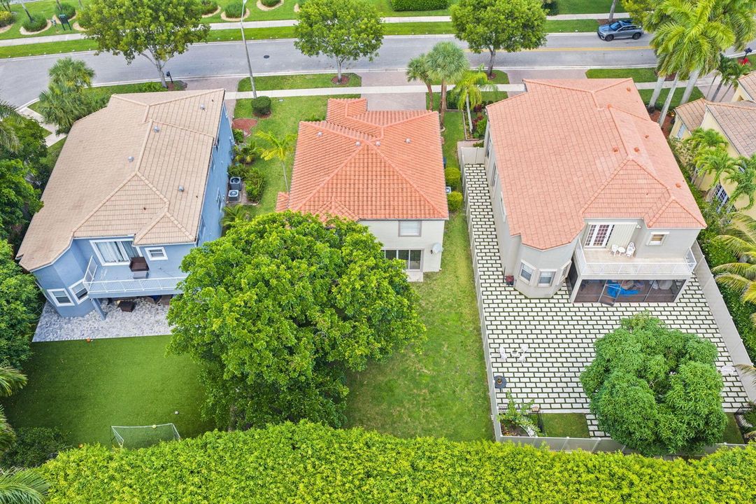 35-web-or-mls-9058-alexandra-cir
