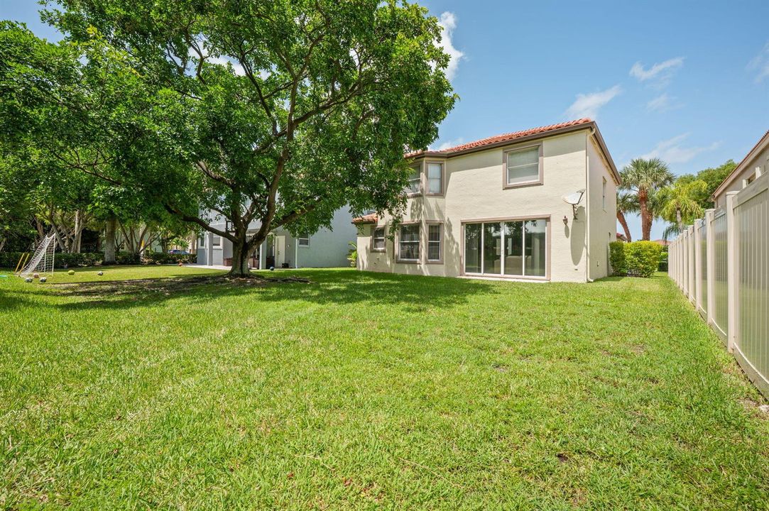 33-web-or-mls-9058-alexandra-cir