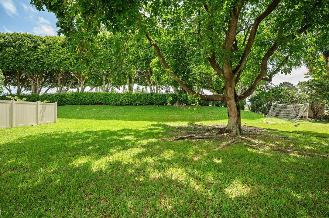 32-web-or-mls-9058-alexandra-cir