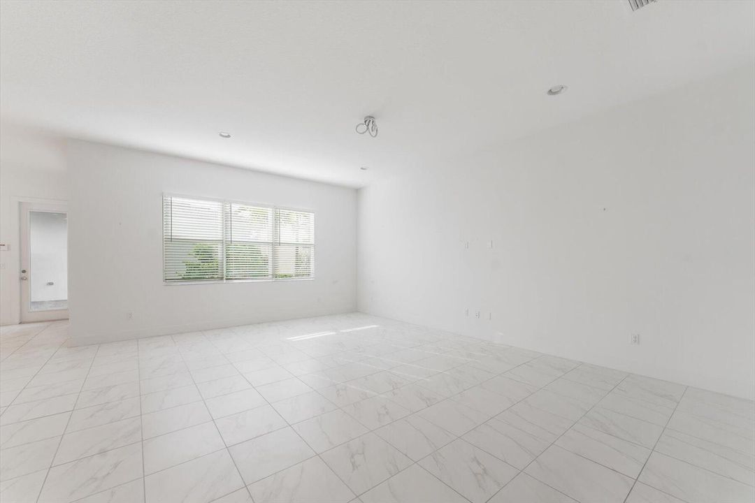 13461 Machiavelli Way (41)