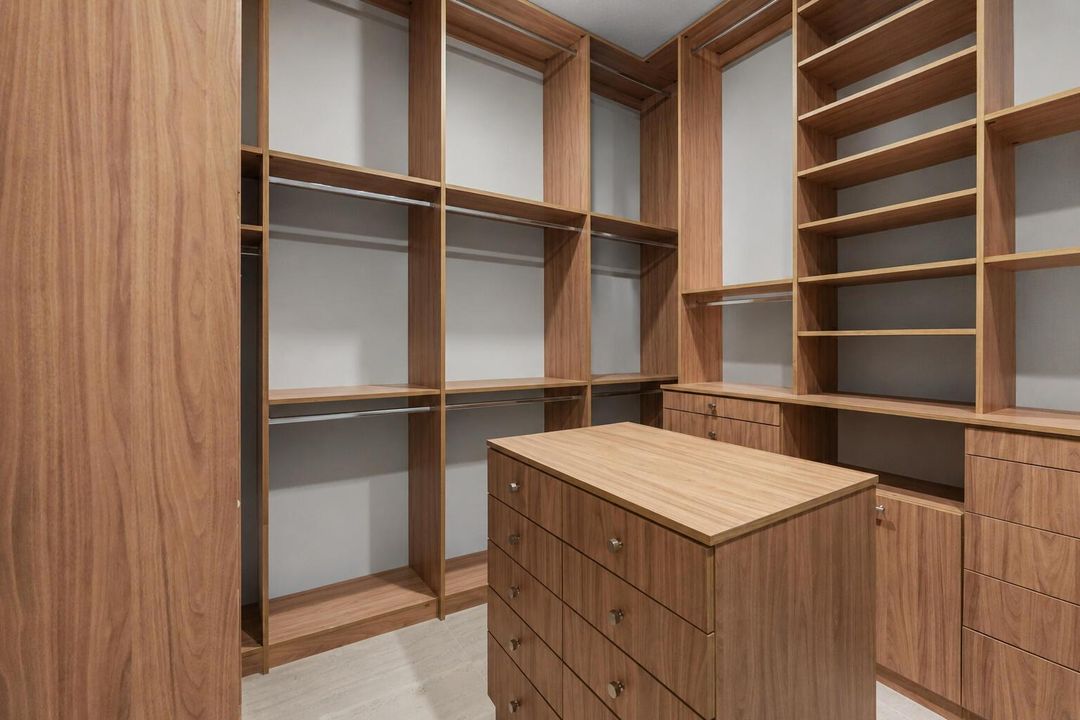 Closet_Removed_4