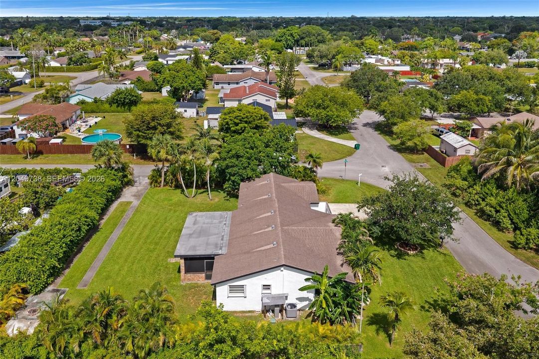 For Sale: $655,000 (4 beds, 2 baths, 1765 Square Feet)