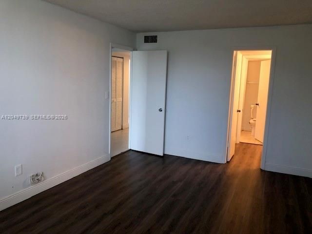 For Rent: $1,650 (1 beds, 1 baths, 826 Square Feet)