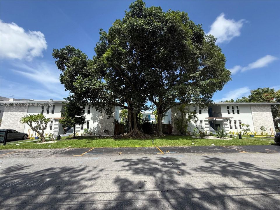 For Rent: $1,985 (1 beds, 1 baths, 0 Square Feet)