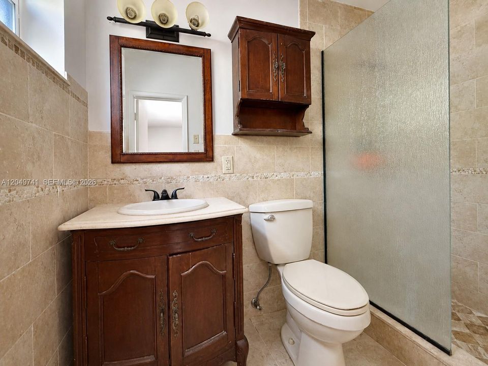 В аренду: $2,800 (3 спален, 2 ванн, 1390 Квадратных фут)