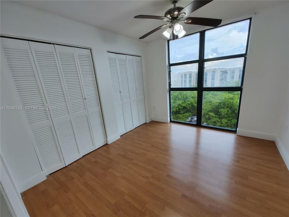 For Rent: $2,250 (2 beds, 2 baths, 898 Square Feet)