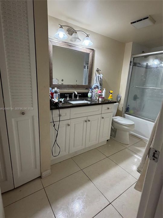 For Sale: $264,000 (2 beds, 2 baths, 1262 Square Feet)