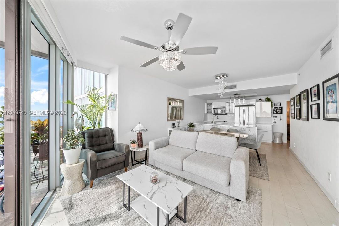 For Rent: $5,350 (2 beds, 2 baths, 1323 Square Feet)