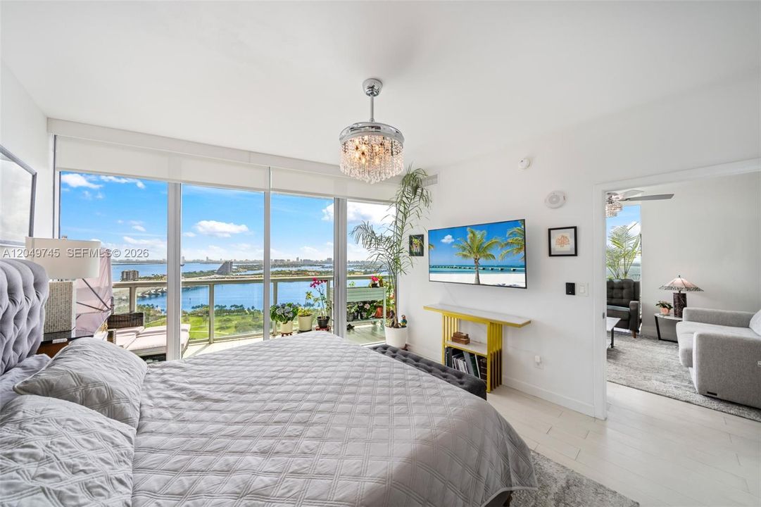 For Rent: $5,350 (2 beds, 2 baths, 1323 Square Feet)