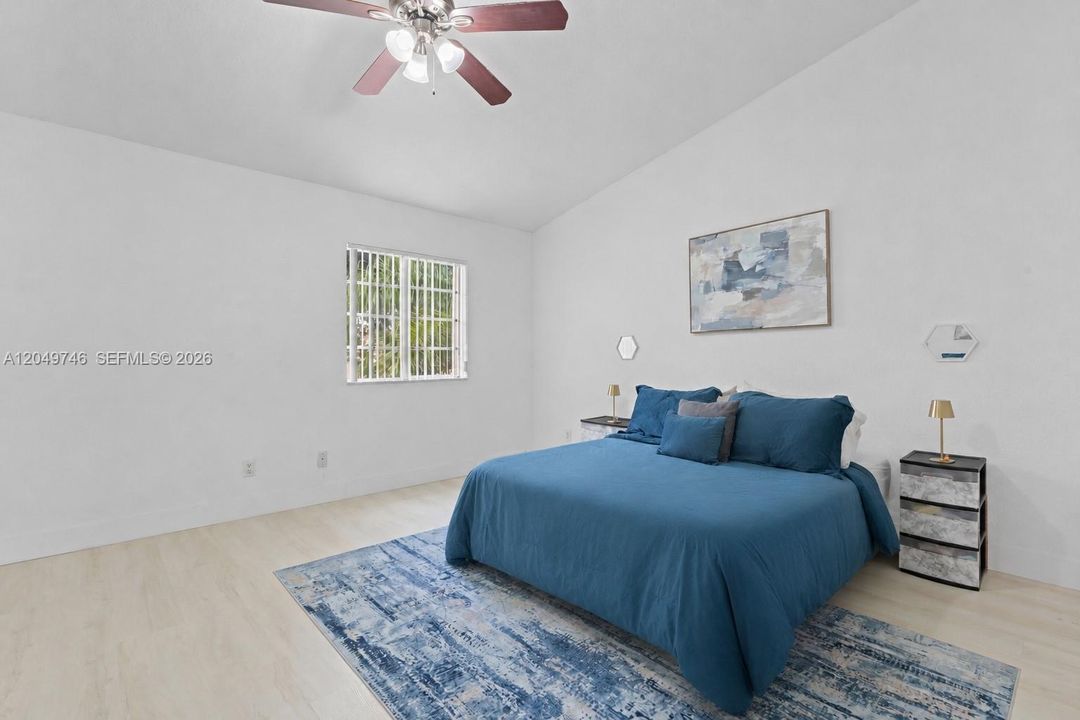 For Sale: $465,000 (3 beds, 2 baths, 1570 Square Feet)