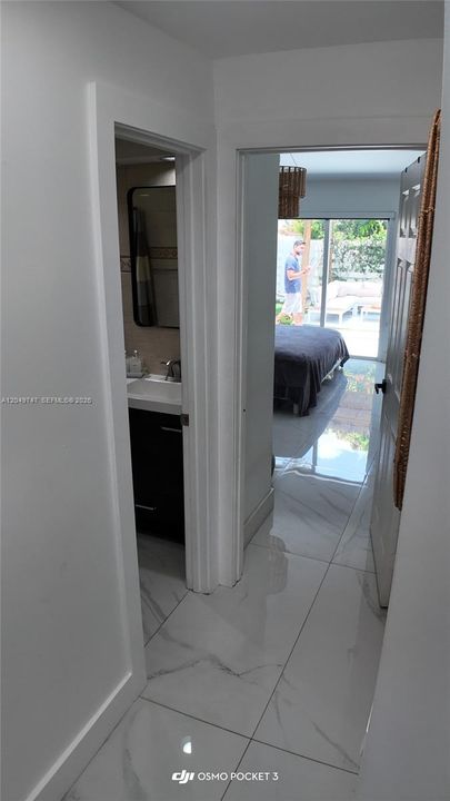 For Rent: $3,500 (3 beds, 3 baths, 931 Square Feet)