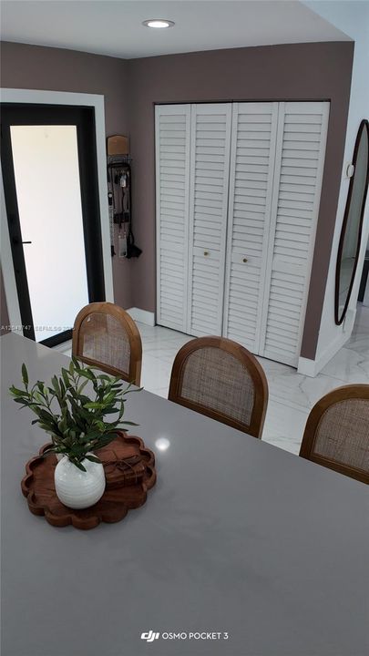 For Rent: $3,500 (3 beds, 3 baths, 931 Square Feet)