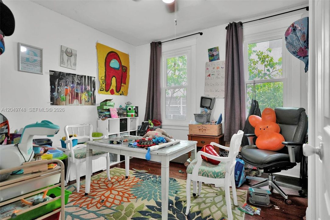 For Sale: $499,000 (3 beds, 1 baths, 1532 Square Feet)